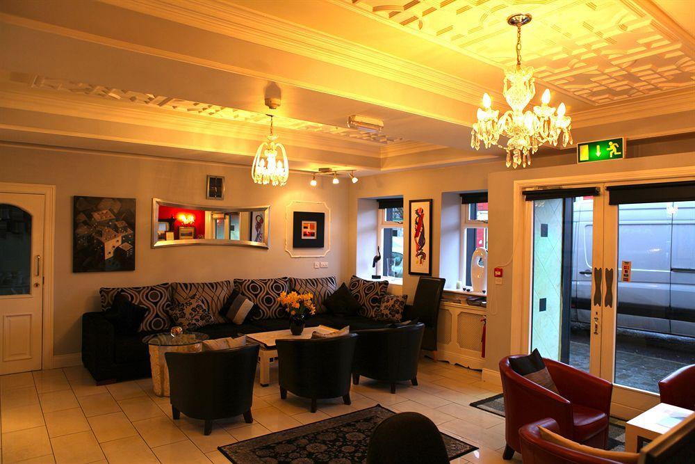 Mcsweeney Arms Hotel Killarney Exterior foto