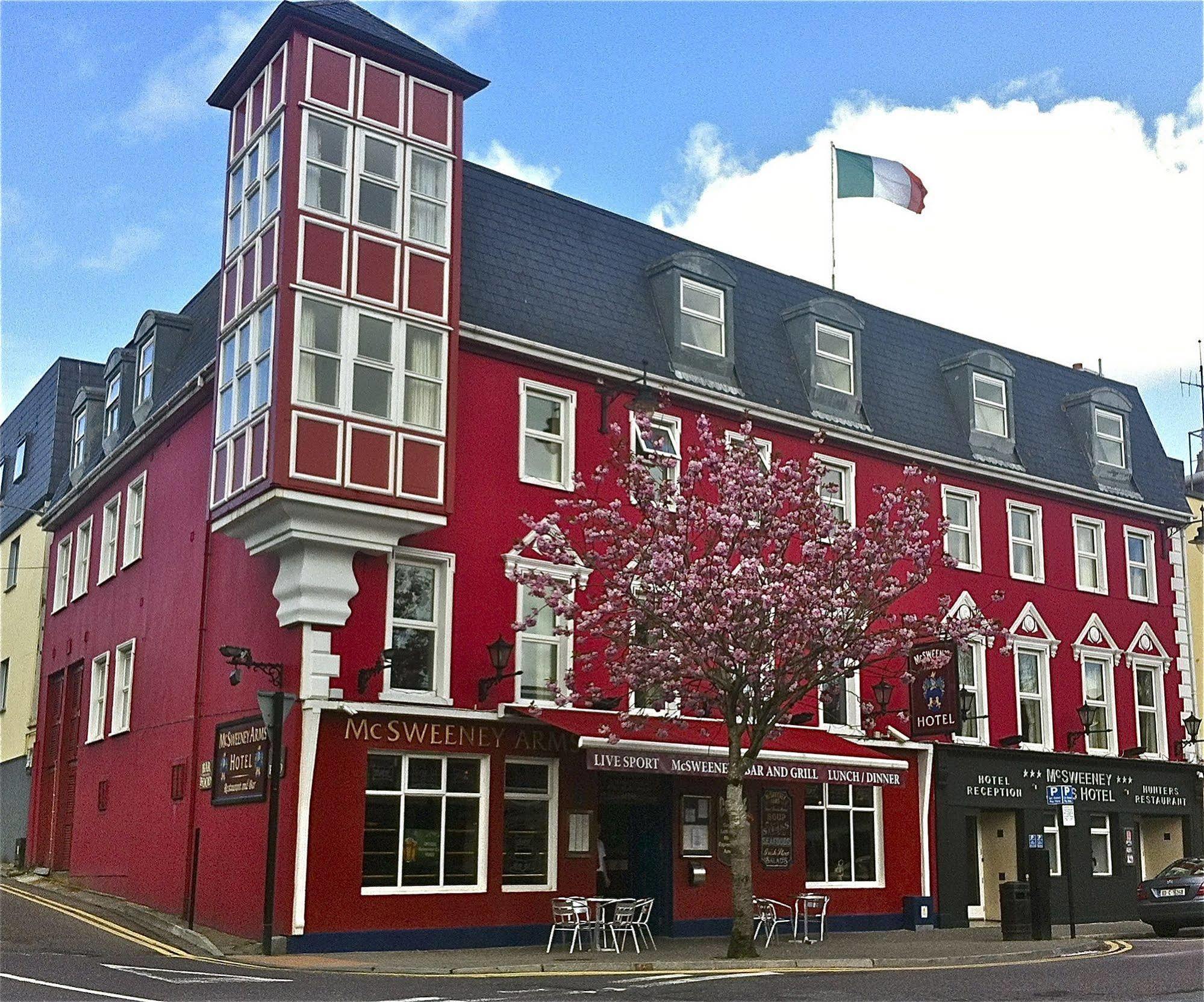 Mcsweeney Arms Hotel Killarney Exterior foto