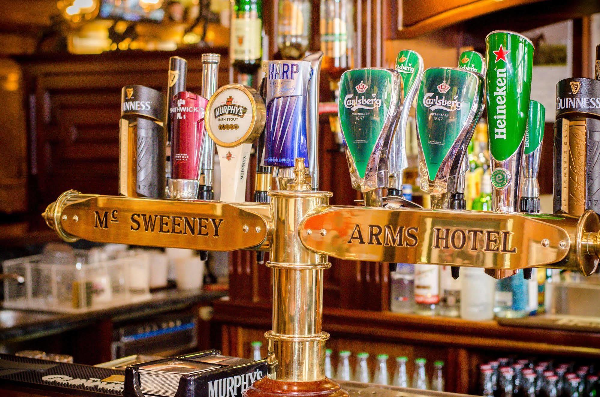 Mcsweeney Arms Hotel Killarney Exterior foto